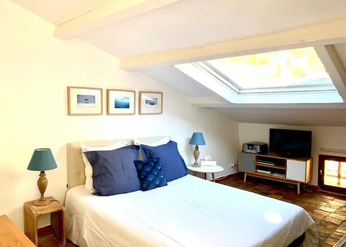 Le 1835, Bleu-coton Moustiers-Sainte-Marie